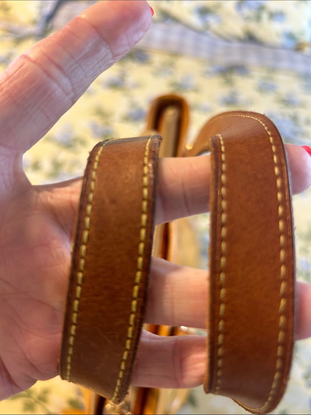 Louis Vuitton Amber Vernis Patent Tote with Matching Wallet - Picture 2 of 16